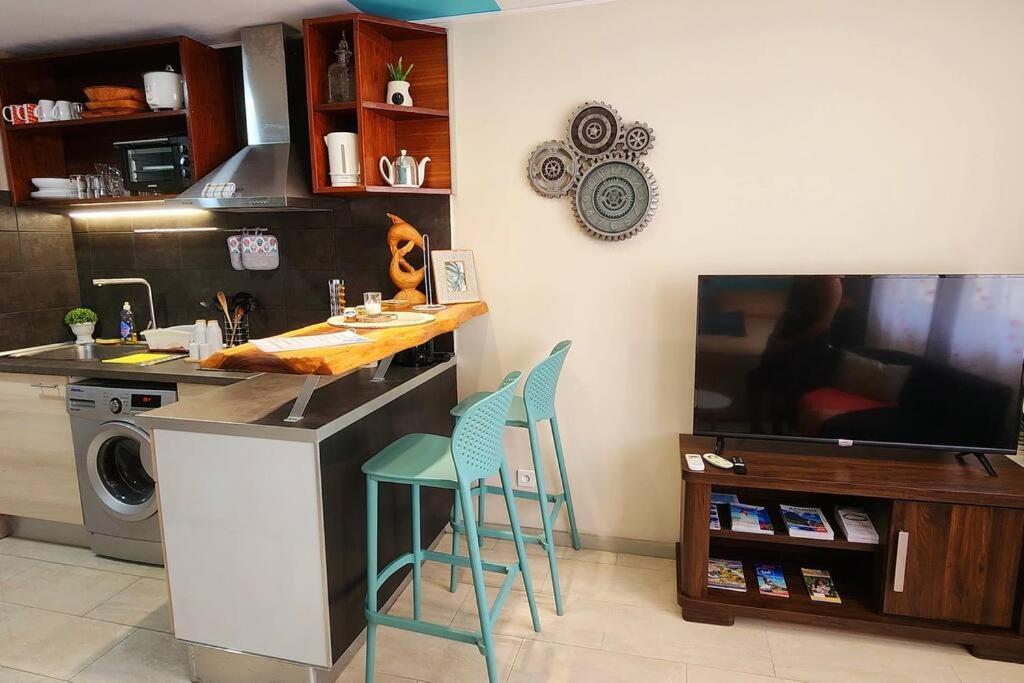 Chez Eden Coconut Studio Papeete  Luaran gambar
